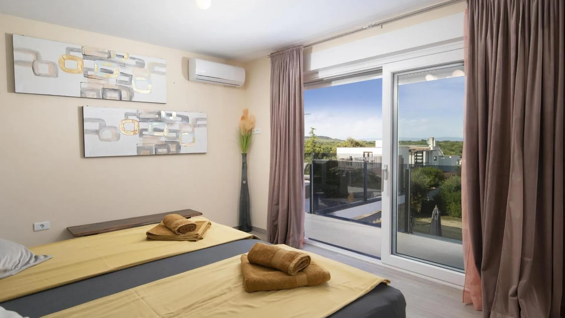 5 Schlafzimmer Villa Eminentia Mit Meerblick Ližnjan