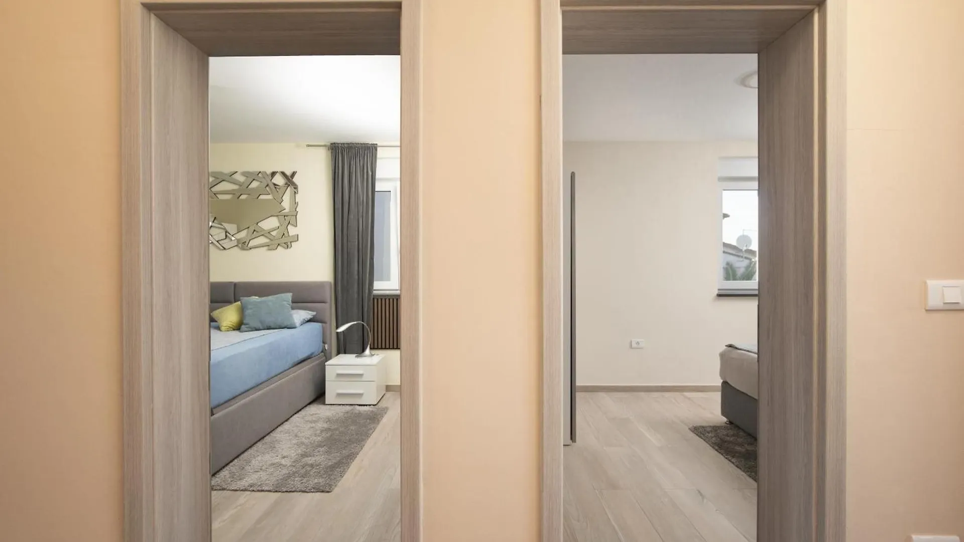 5 Schlafzimmer Villa Eminentia Mit Meerblick Ližnjan 別荘