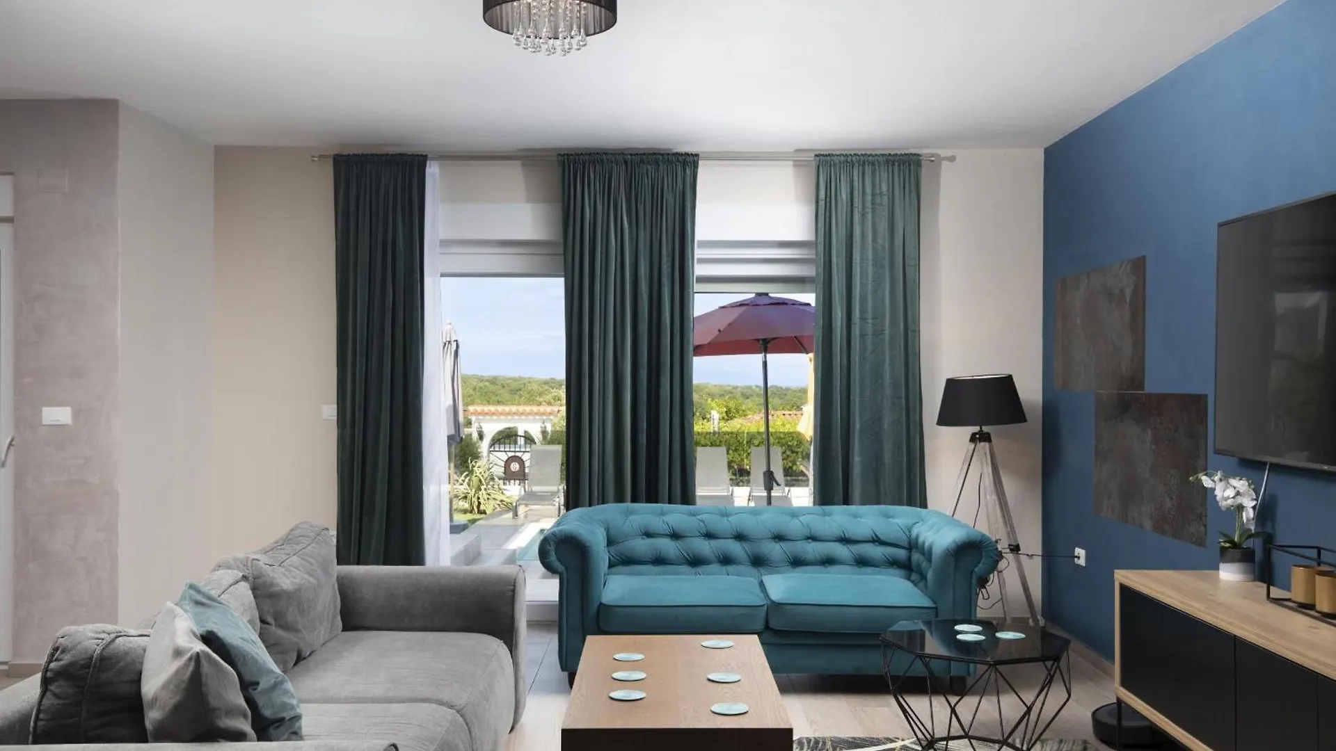 5 Schlafzimmer Villa Eminentia Mit Meerblick Ližnjan 別荘